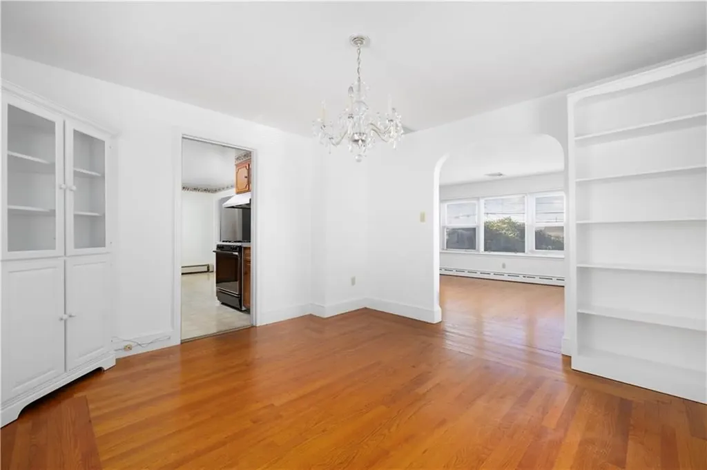 118 Wolcott Avenue Middletown RI 02842