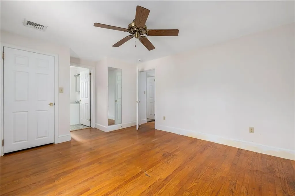 118 Wolcott Avenue Middletown RI 02842