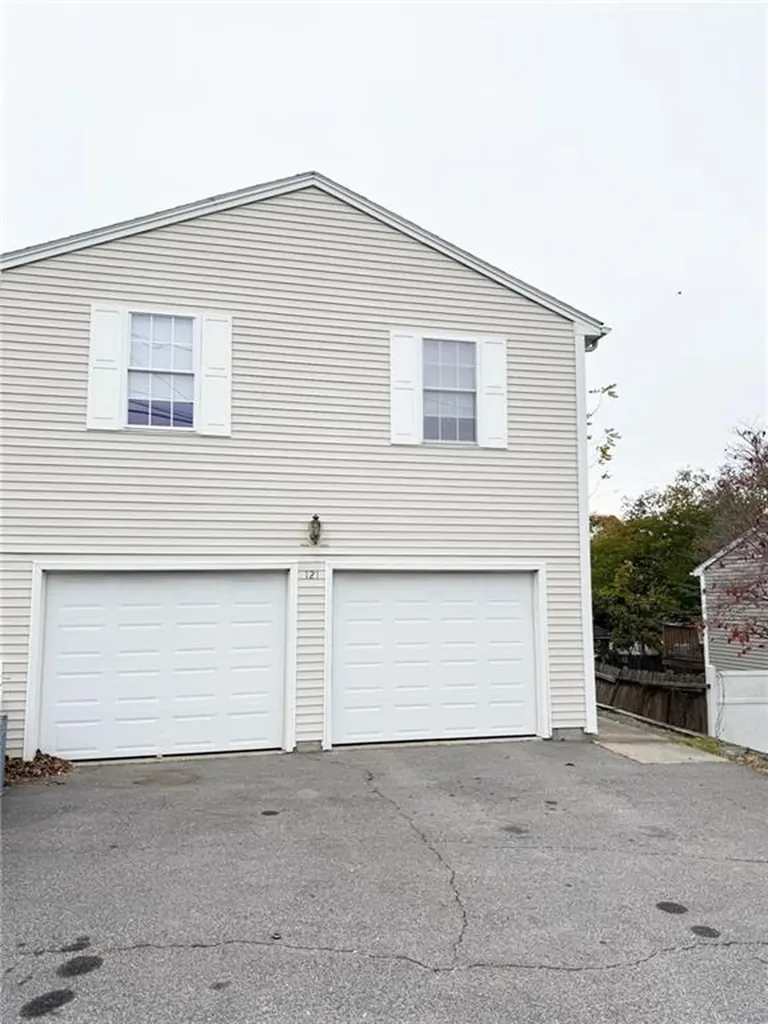 121 Hillwood Street Cranston RI 02920