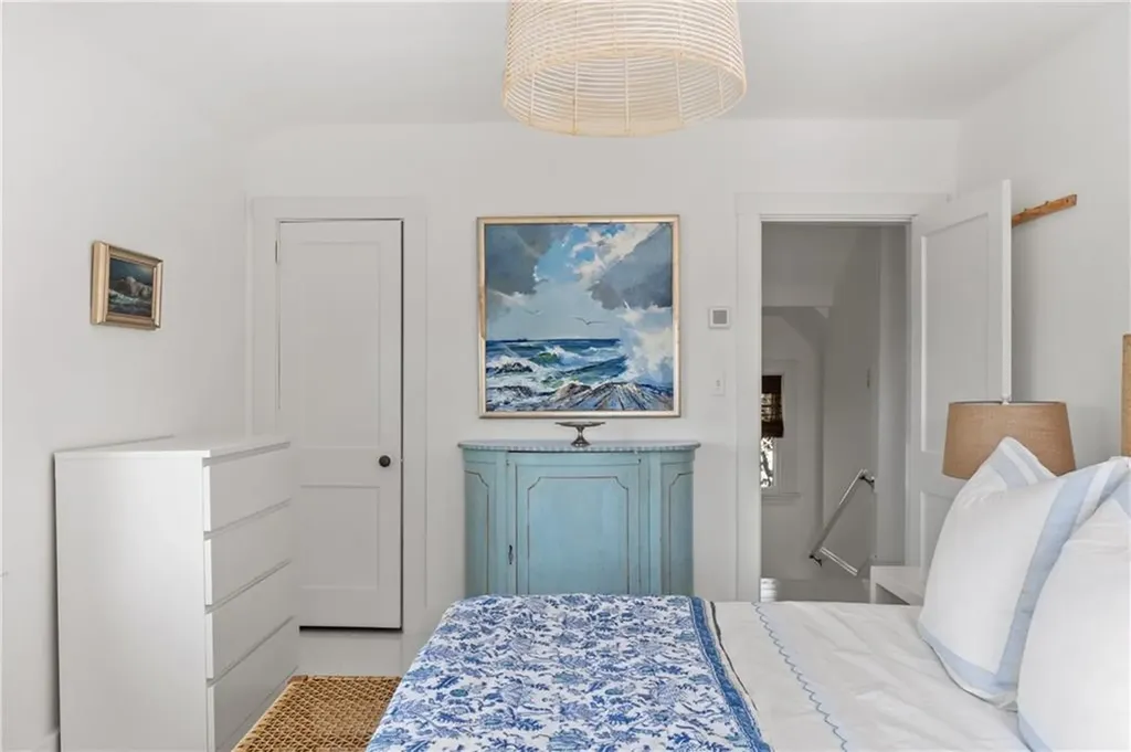 193 Coggeshall Avenue Newport RI 02840