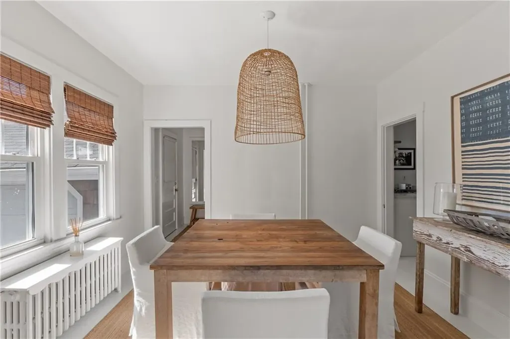 193 Coggeshall Avenue Newport RI 02840