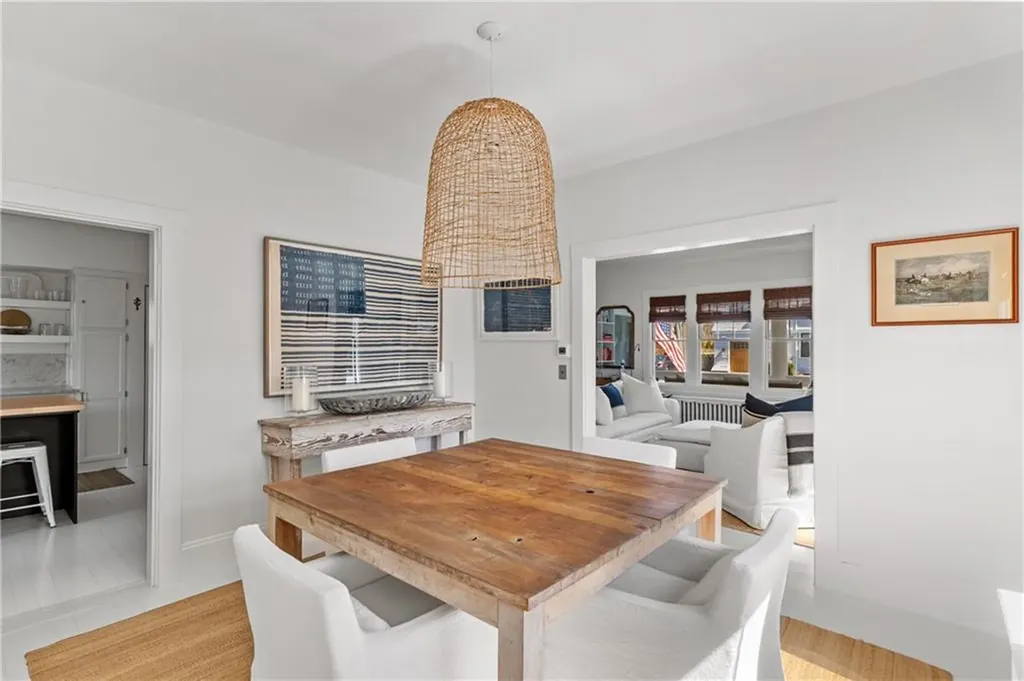 193 Coggeshall Avenue Newport RI 02840