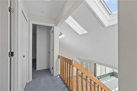 6 Fox Run Road Portsmouth RI 02871