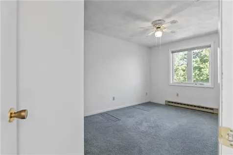 6 Fox Run Road Portsmouth RI 02871