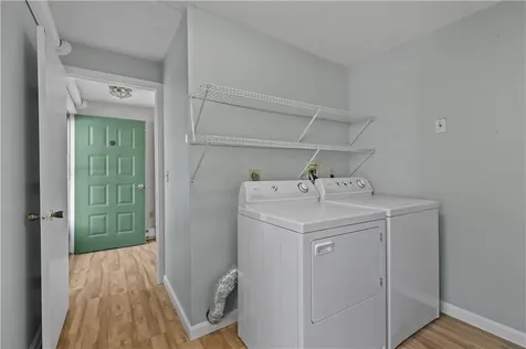 6 Fox Run Road Portsmouth RI 02871