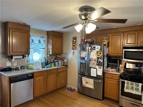 55 Columbus Boulevard Cranston RI 02910