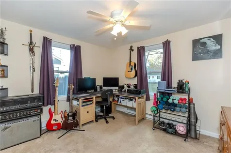 122 New Road East Providence RI 02916