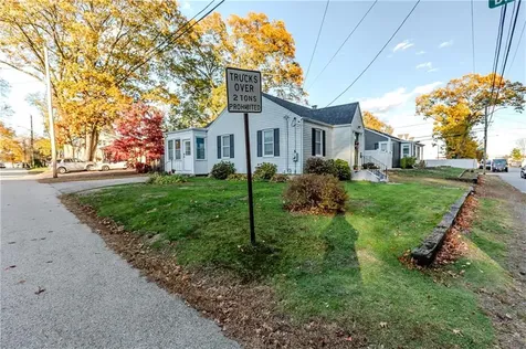 122 New Road East Providence RI 02916