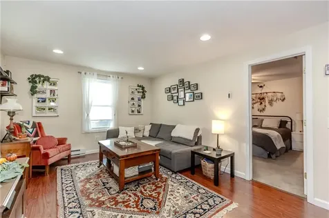 122 New Road East Providence RI 02916