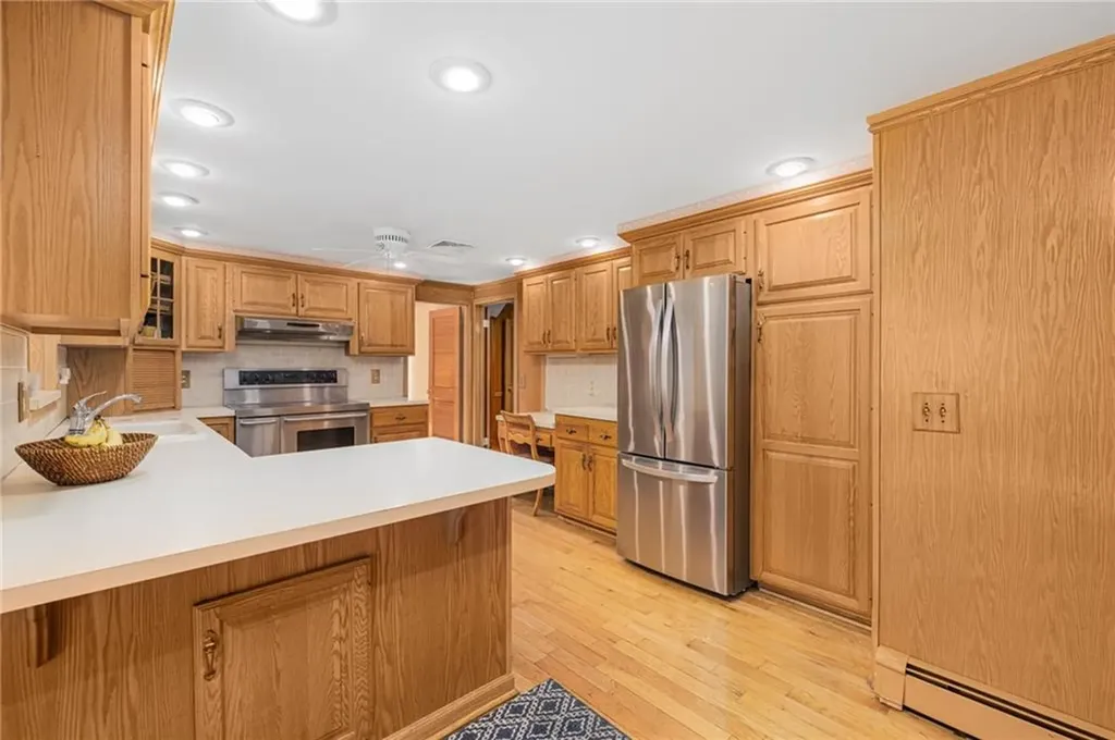 28 Hybrid Drive Cranston RI 02920