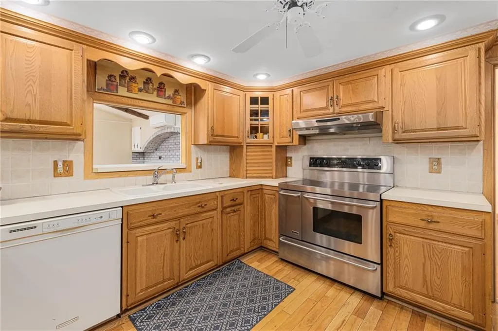 28 Hybrid Drive Cranston RI 02920