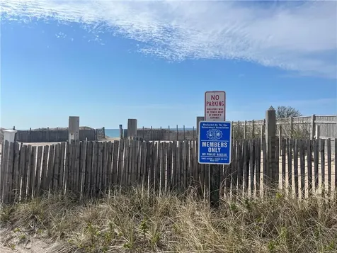 12 Mautucket Road South Kingstown RI 02879