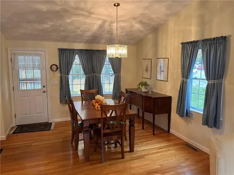 2 Fairlawn Way Lincoln RI 02865