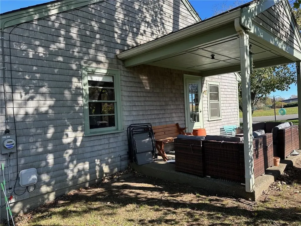 749 West Main Road Portsmouth RI 02871