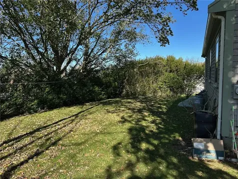 749 West Main Road Portsmouth RI 02871