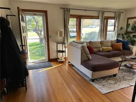 749 West Main Road Portsmouth RI 02871