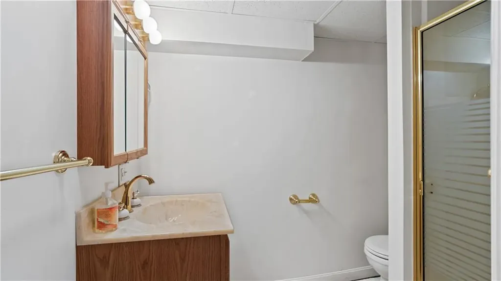 11 College Hill Road Warwick RI 02886