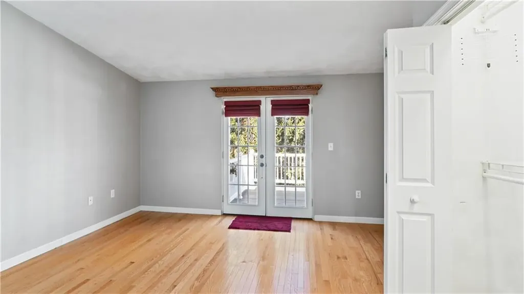 11 College Hill Road Warwick RI 02886