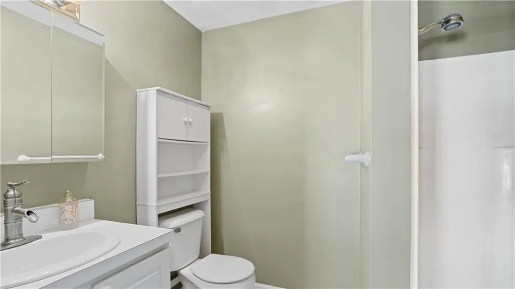 11 College Hill Road Warwick RI 02886