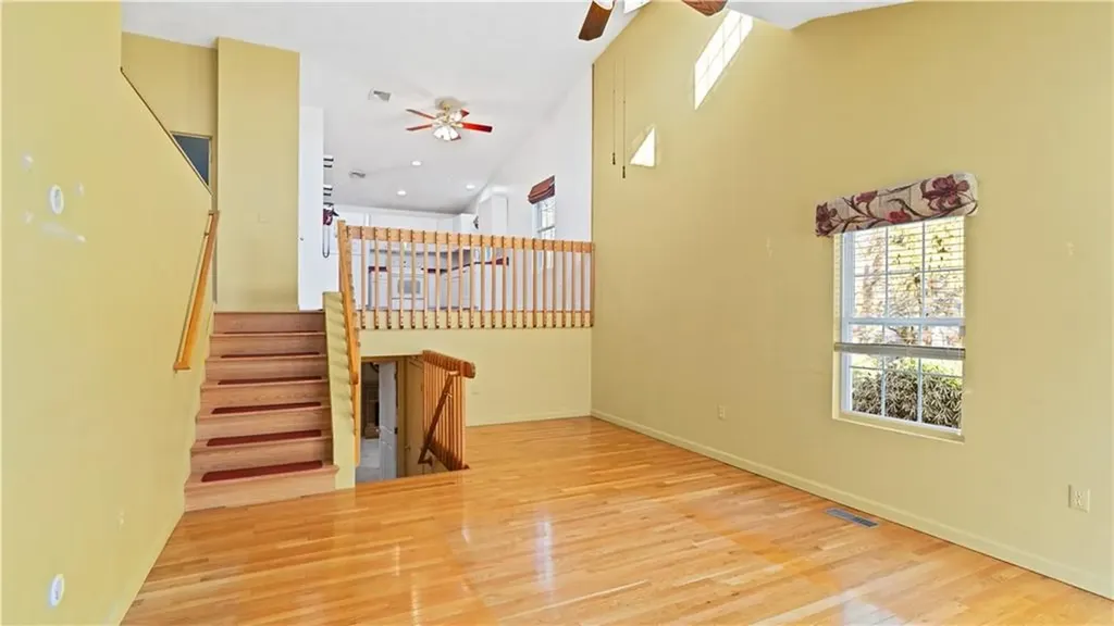 11 College Hill Road Warwick RI 02886