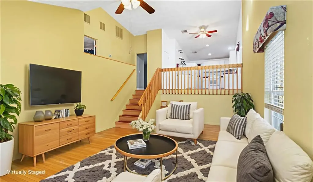 11 College Hill Road Warwick RI 02886