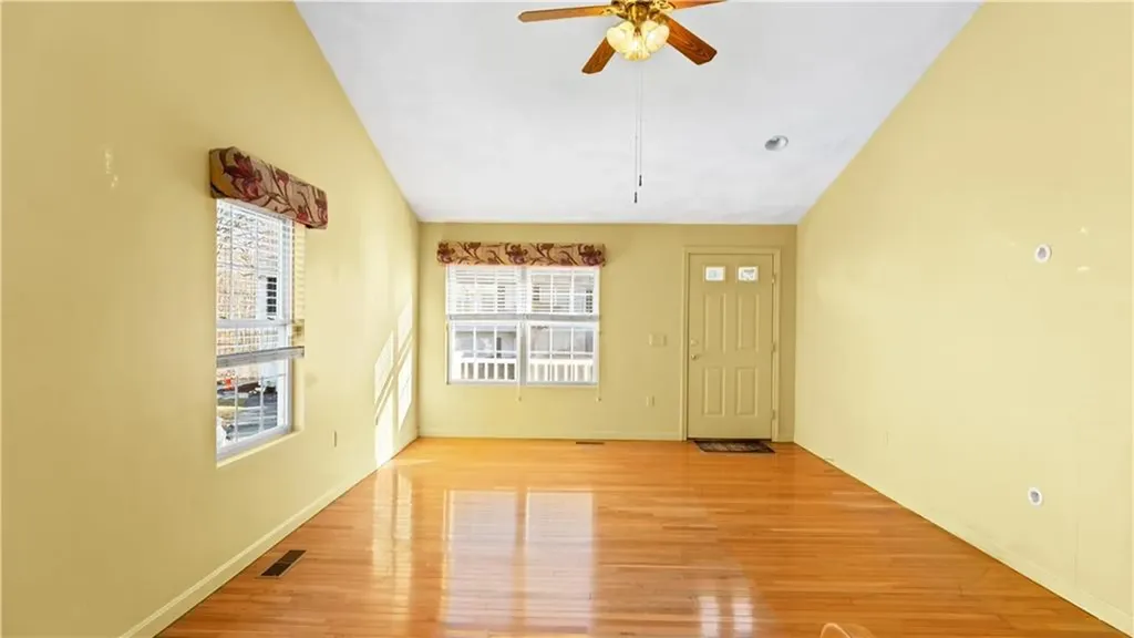 11 College Hill Road Warwick RI 02886