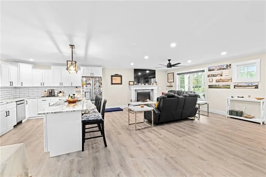 8 Big River Road Coventry RI 02816