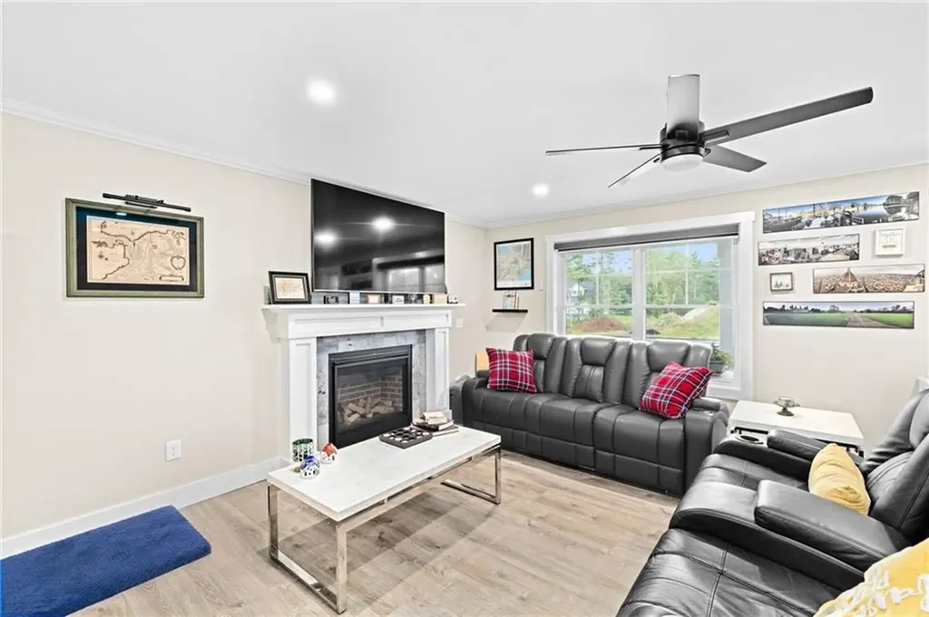 8 Big River Road Coventry RI 02816
