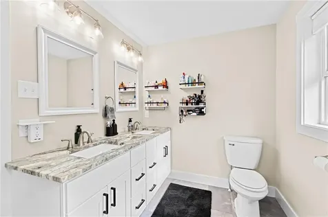 8 Big River Road Coventry RI 02816