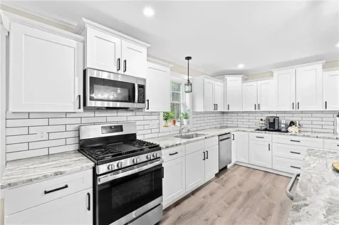 8 Big River Road Coventry RI 02816