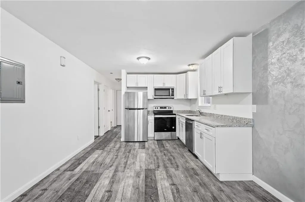 193 Harrison Street Pawtucket RI 02860