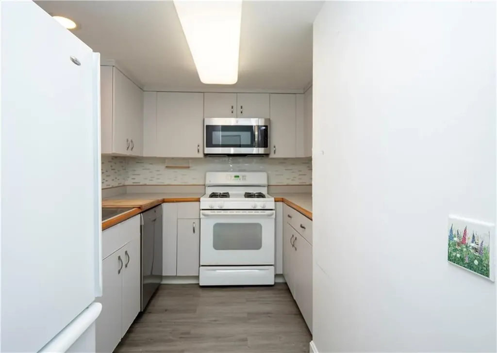 37 Lawton Brook Lane Portsmouth RI 02871