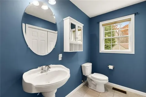 420 Cottrell Road Tiverton RI 02878