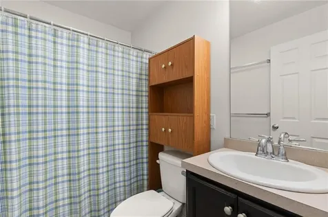 420 Cottrell Road Tiverton RI 02878