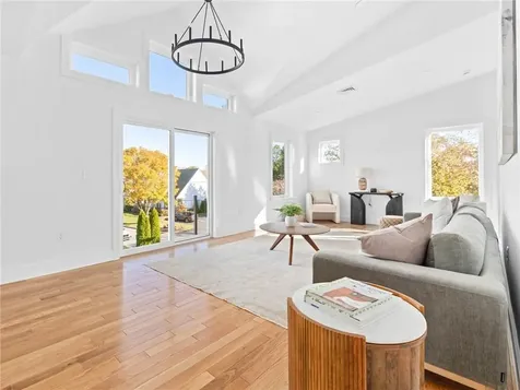 91 Houston Avenue Newport RI 02840