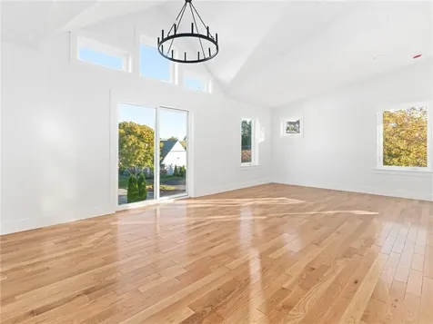 91 Houston Avenue Newport RI 02840