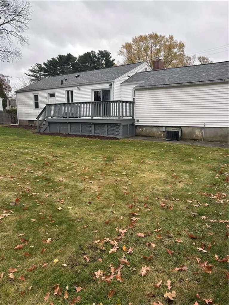 15 New Clark Road Cumberland RI 02864