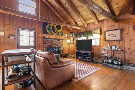 175 Saint Paul Street North Smithfield RI 02896