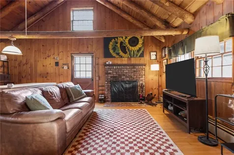 175 Saint Paul Street North Smithfield RI 02896