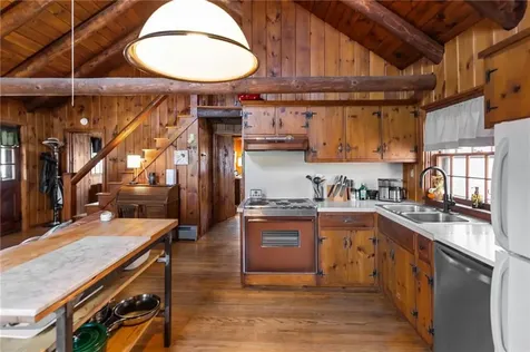 175 Saint Paul Street North Smithfield RI 02896