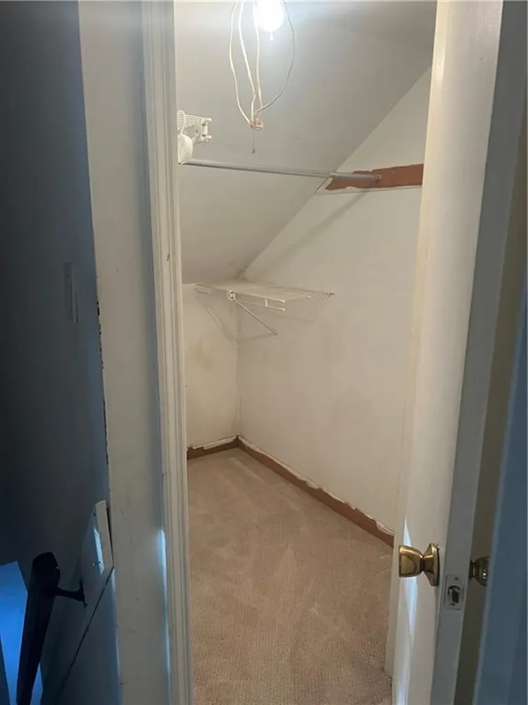 1825 Quaker Street Northbridge MA 01534