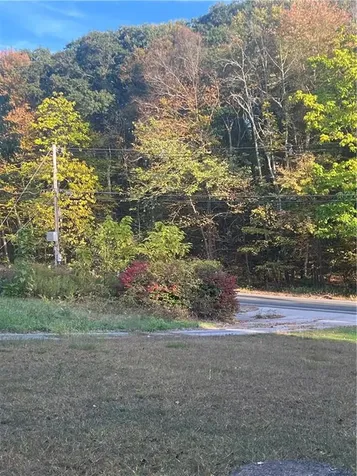 1825 Quaker Street Northbridge MA 01534