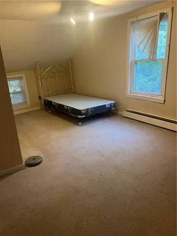 1825 Quaker Street Northbridge MA 01534