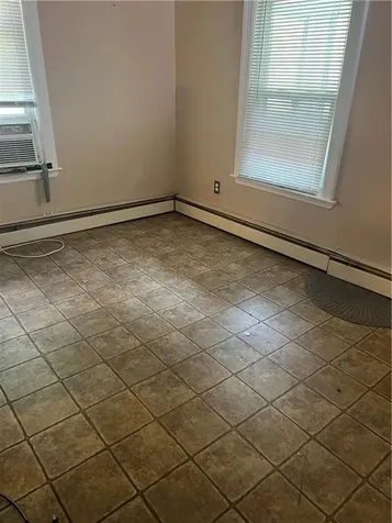 1825 Quaker Street Northbridge MA 01534