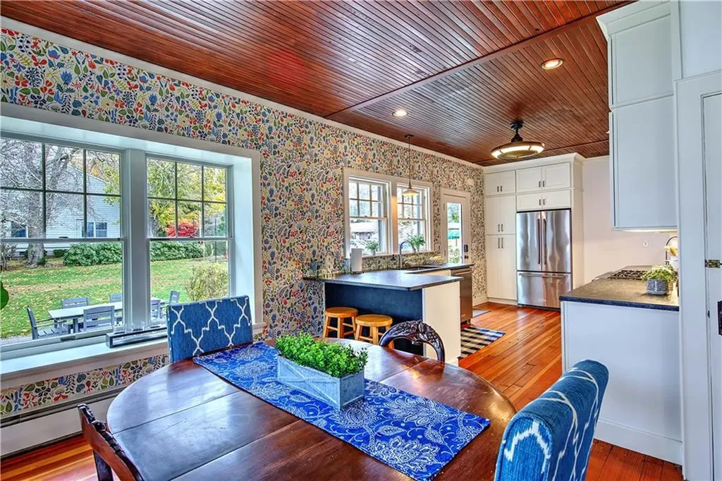 61 Mulberry Road Bristol RI 02809