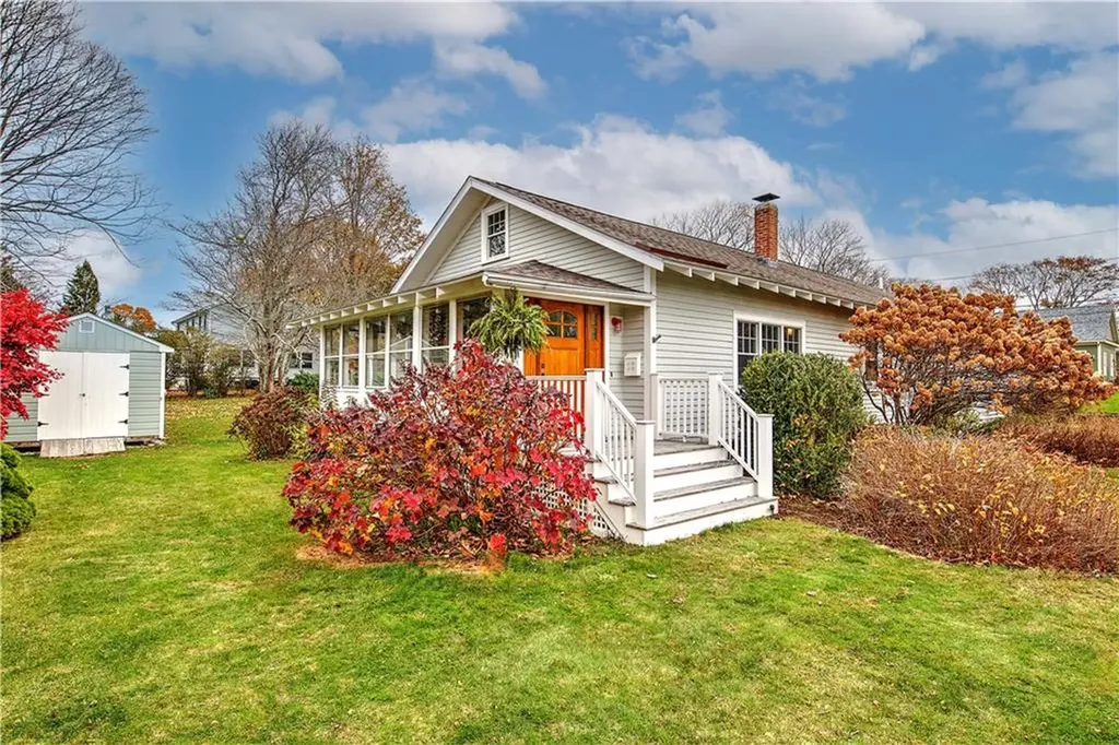 61 Mulberry Road Bristol RI 02809