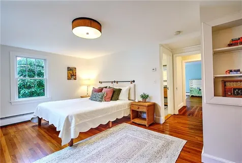 61 Mulberry Road Bristol RI 02809