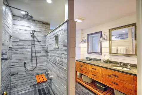 61 Mulberry Road Bristol RI 02809