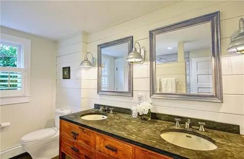 61 Mulberry Road Bristol RI 02809