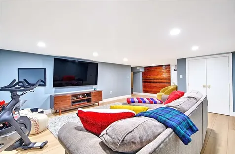 61 Mulberry Road Bristol RI 02809